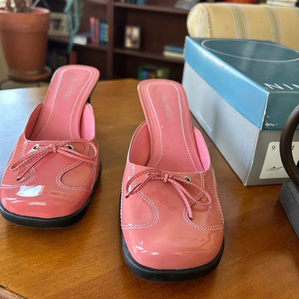 Nine West Light Pink Patent Mules NWT - Picture 3 of 6